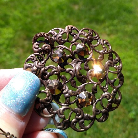 NWOT Pendant w/Natural Brass Filigree and Copper Flatback Austrian Crystals 36" - Picture 5 of 6